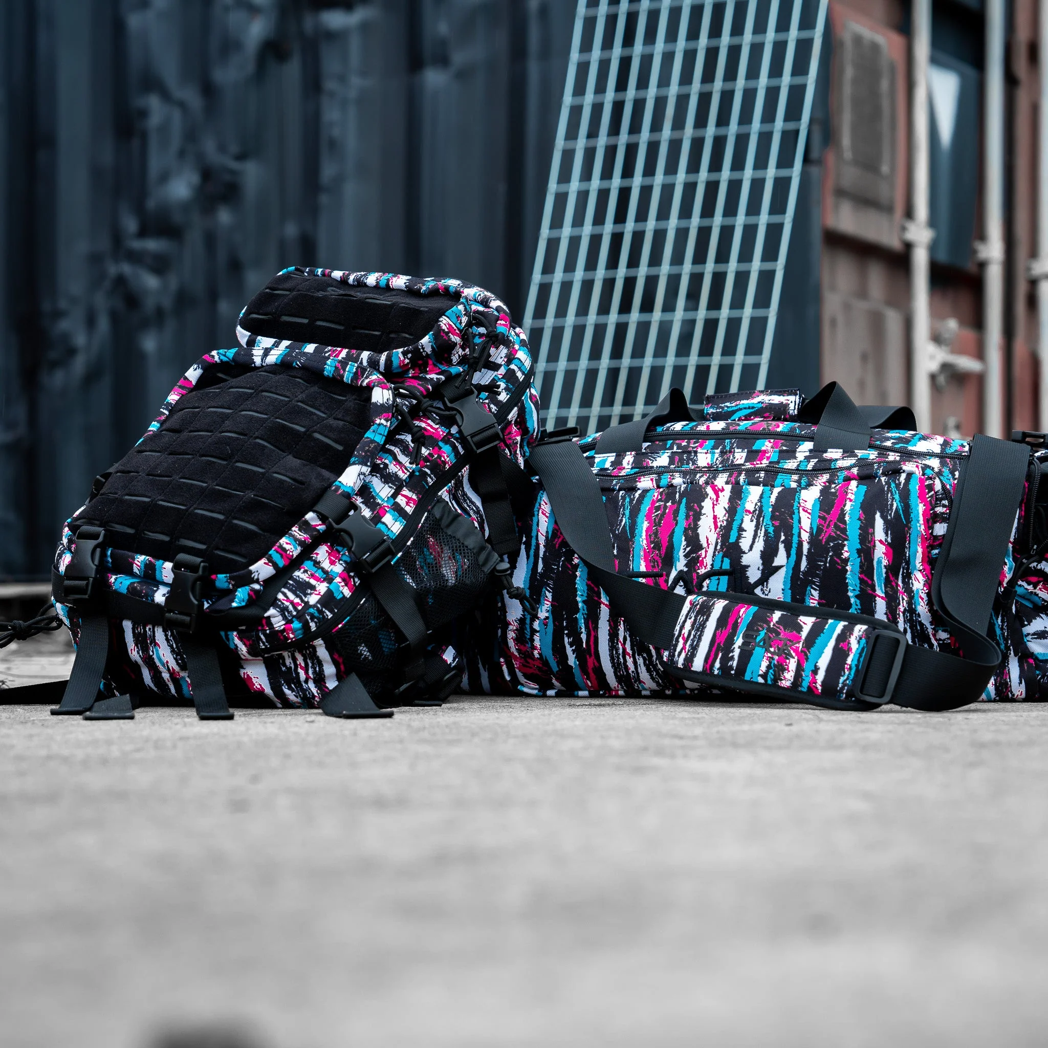 50L Sack™ Dufflepack Hybrid Bag - Image 30