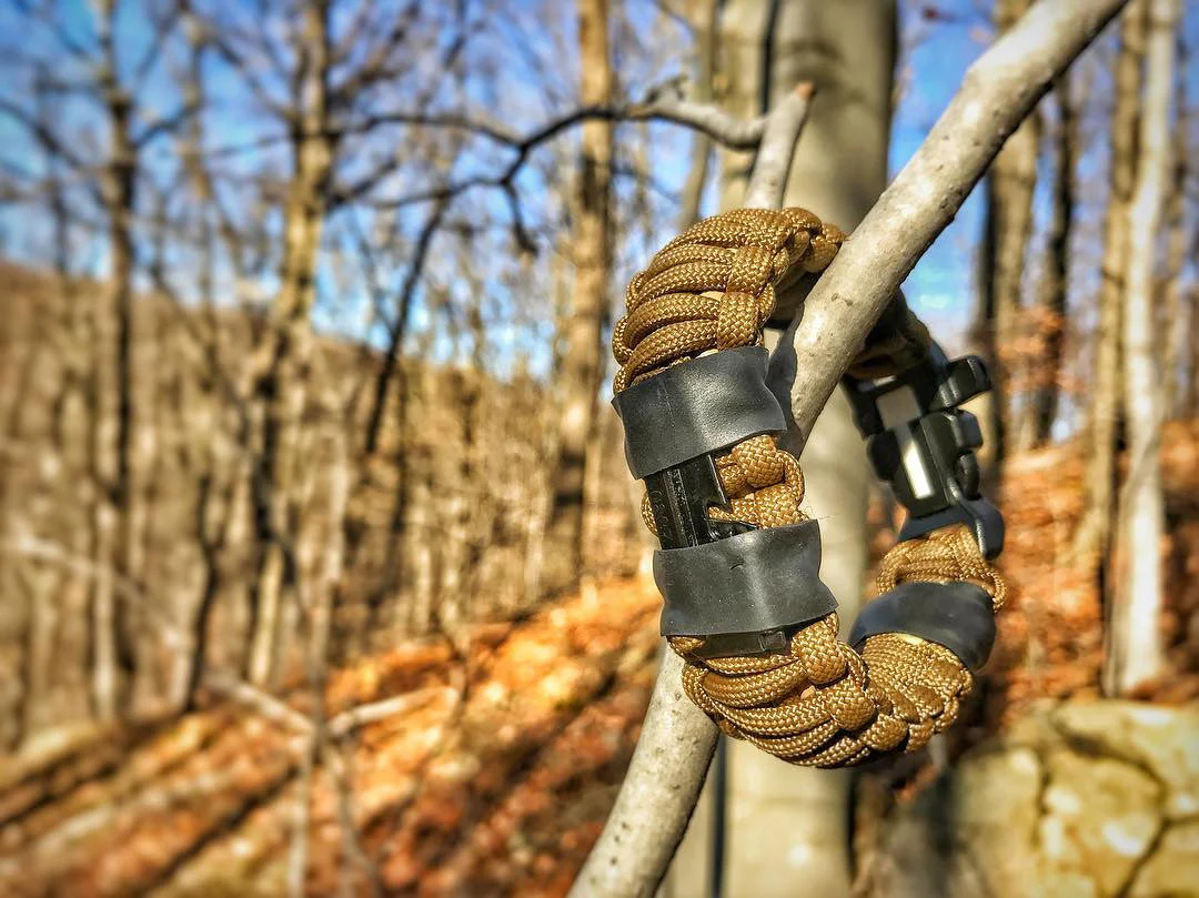Camper Strap - Outdoor, Hike, & Kayak ready Survival Fire Starter Paracord Bracelet. - Image 18
