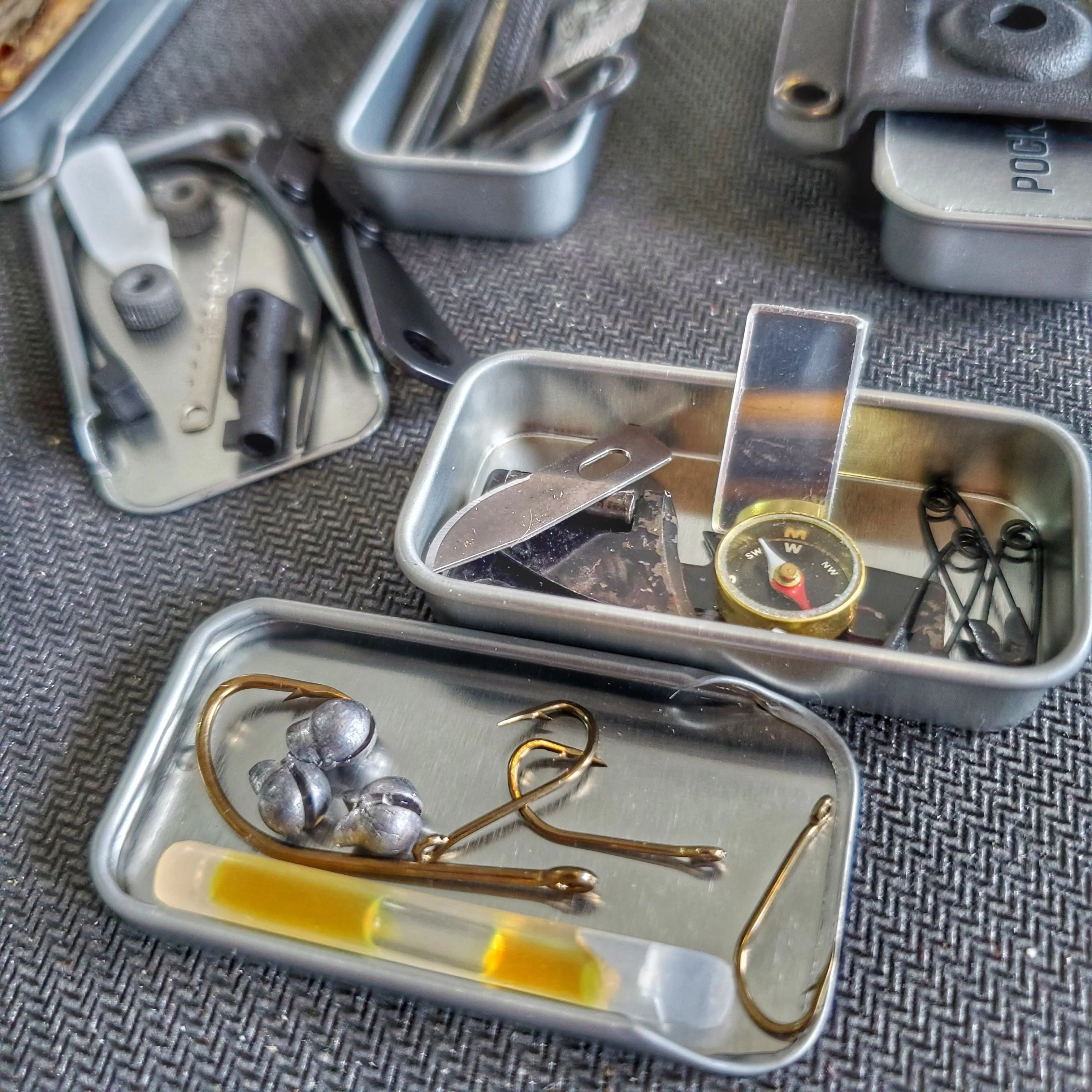 EDC Pocket Tin - Compartmentalized Survival Kits - Image 7