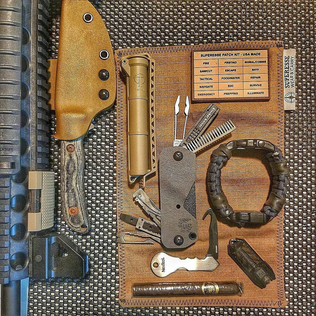 EDC Prepper - Paracord Bracelet Urban Tool Kit Equipped w/ LED Light, fire starter, blade, compass. - Image 16