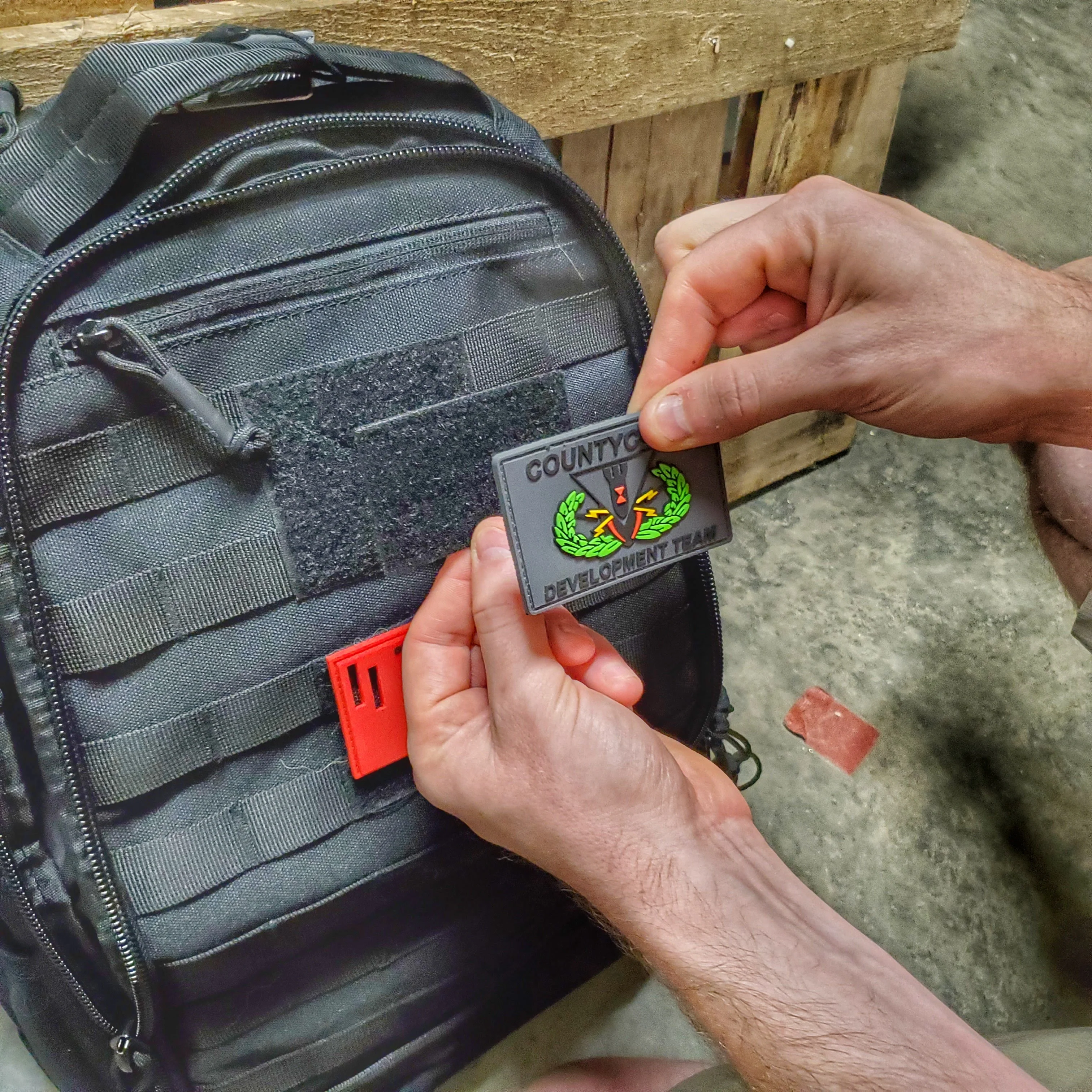 Subdued Storage Pocket Patch: A coverable two layer Velcro patch with hook and loop sides. - Image 10