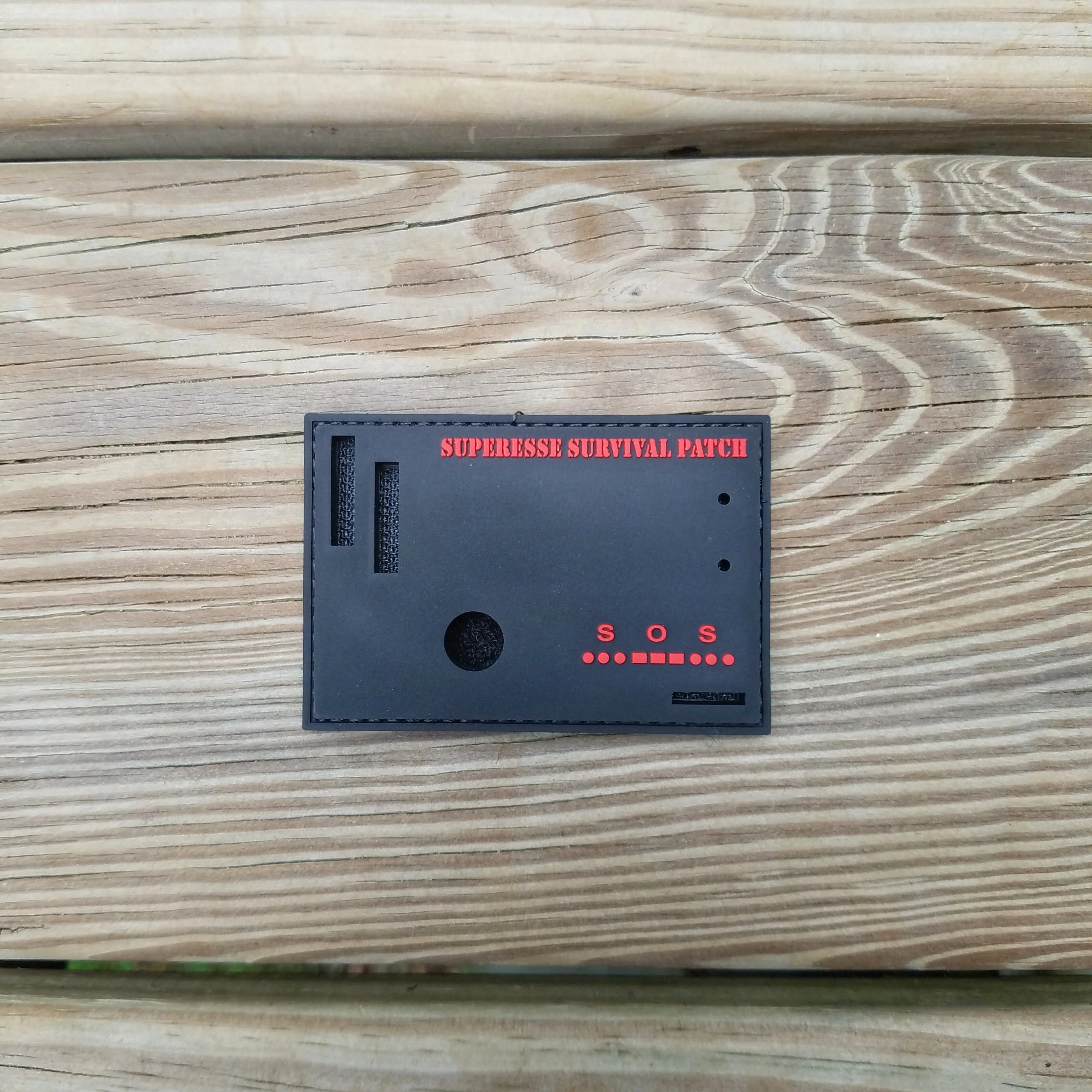 Superesse Survival Patch: Compartmentalized Micro EDC and Survival Kit - Image 12