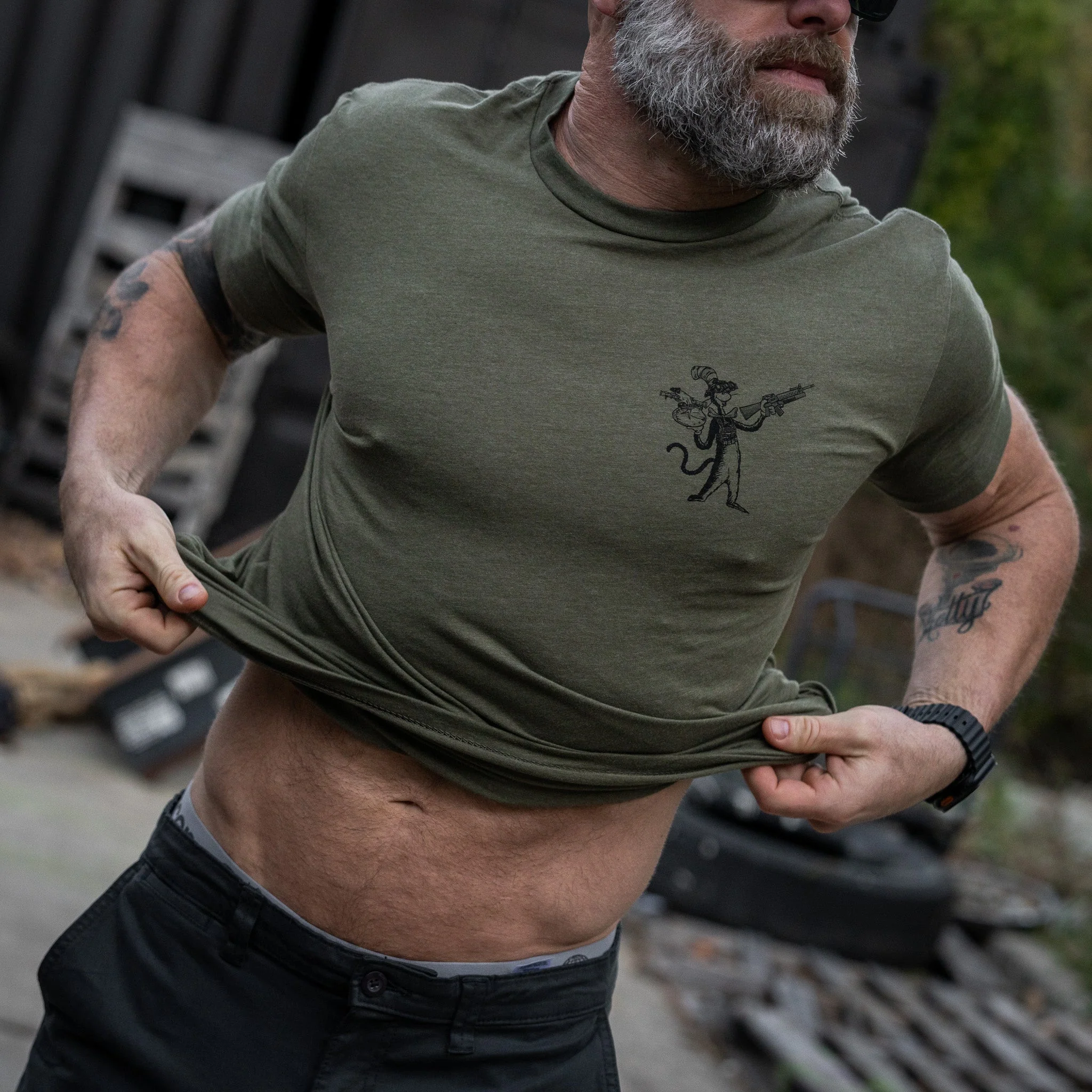 The Cat With A Gat Remix Men's T-Shirt - Image 35